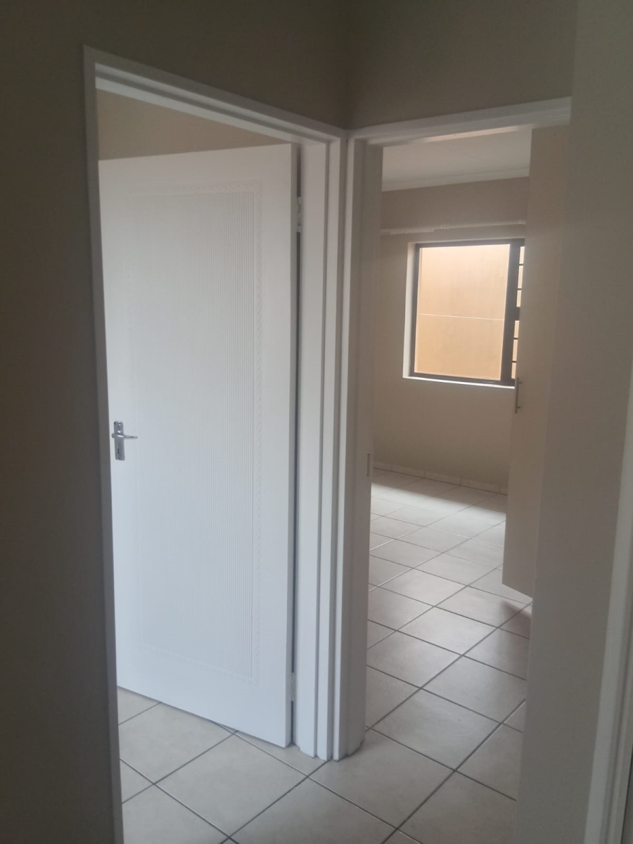 To Let 3 Bedroom Property for Rent in Amalinda Eastern Cape